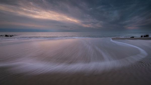 Jaynes Gallery 아티스트의 USA-New Jersey-Cape May National Seashore Sunset on ocean and beach scenic작품입니다.
